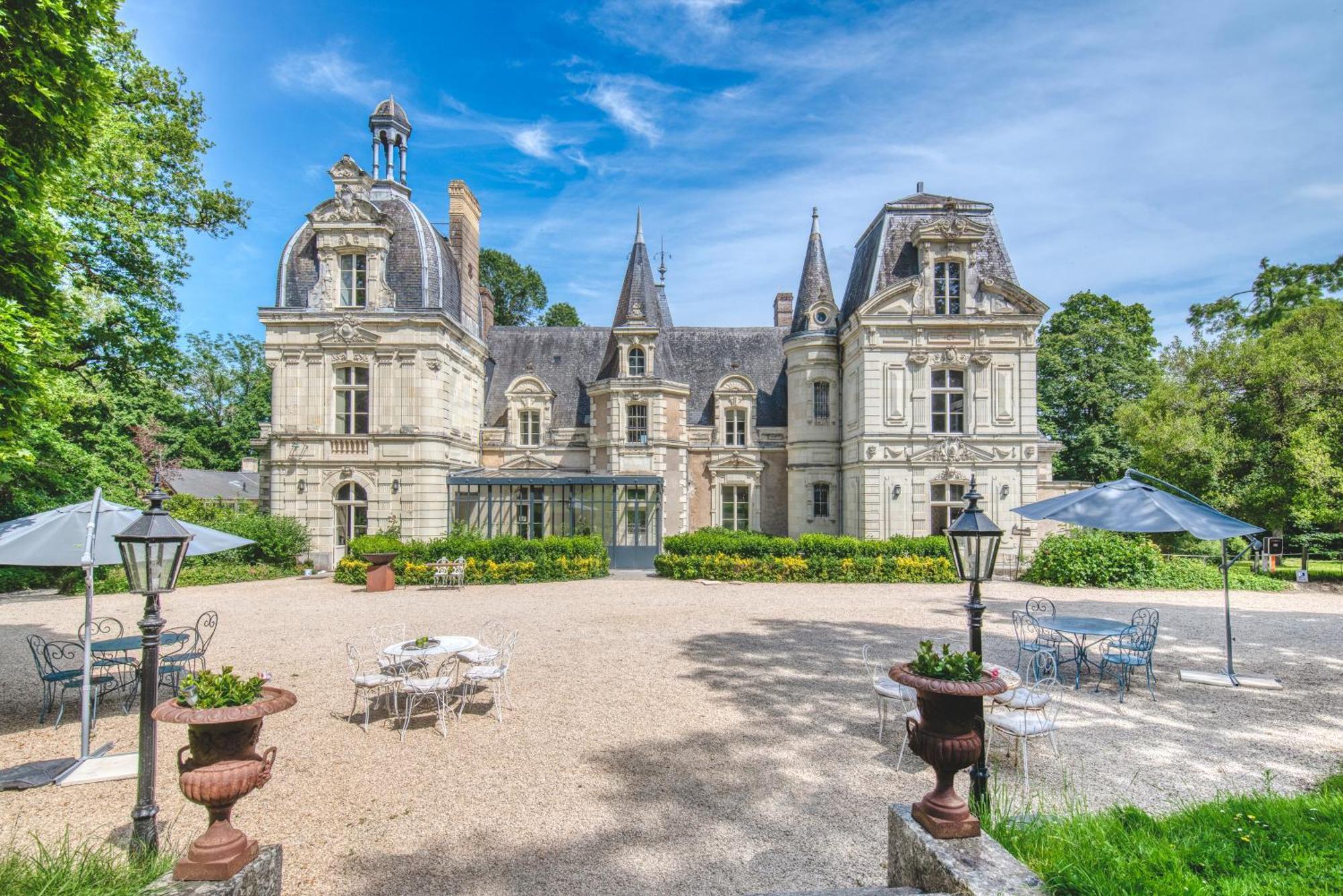 Chateau Le Fresne Bouchemaine Exterior photo
